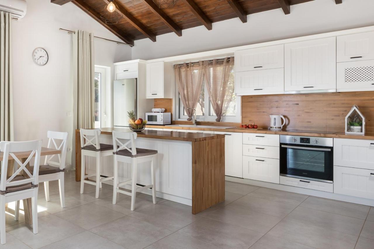 Villa Alonaki Bay Halikounas 外观 照片