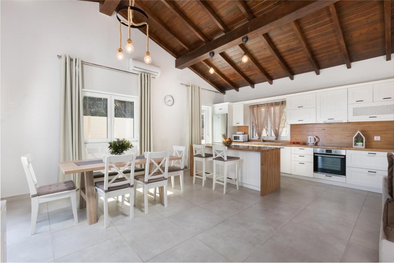 Villa Alonaki Bay Halikounas 外观 照片