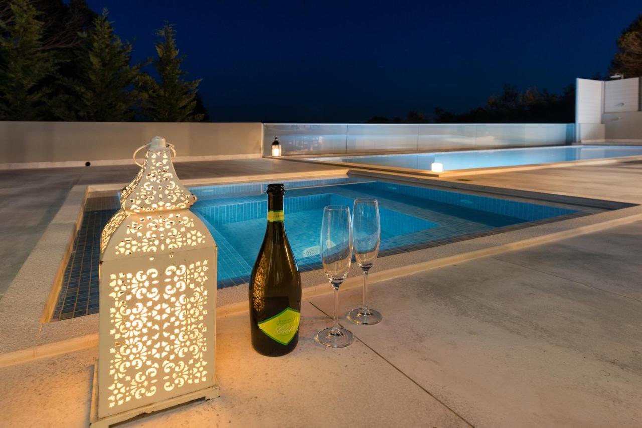 Villa Alonaki Bay Halikounas 外观 照片